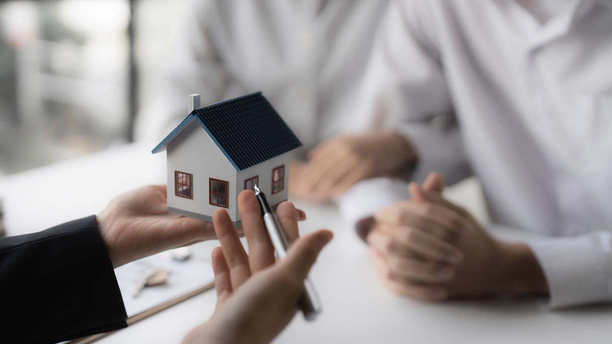 ¿Se puede vender un piso alquilado en Madrid? Derechos, notificaciones y consejos