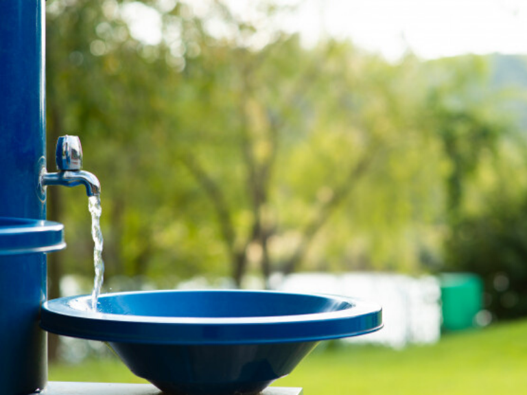 Dar de alta el agua en un piso de alquiler