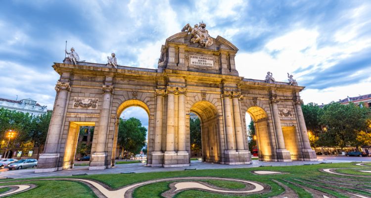 Cómo vender piso en Madrid de forma rápida y segura [4 tips infalibles]